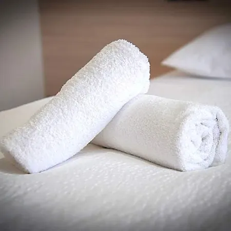 Hotell Glorija 4*